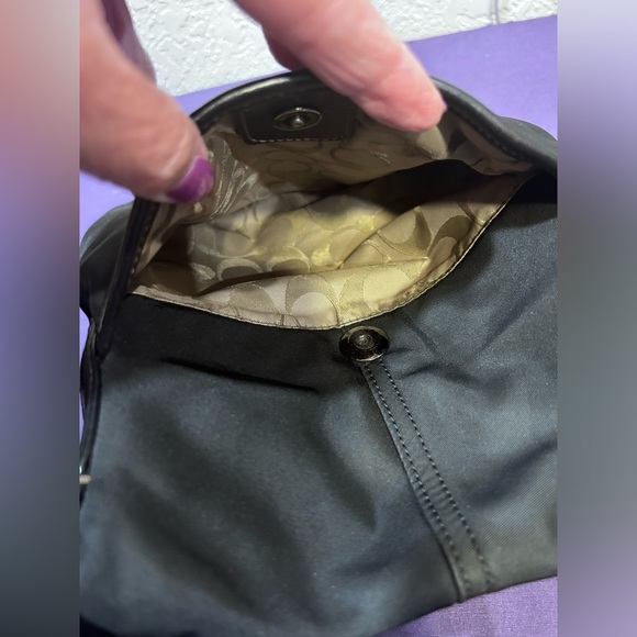 Coach Bag Women’s Black Crossbody Shoulder Nylon Gunmetal Hardware Vintage 6253 - Picture 6 of 11